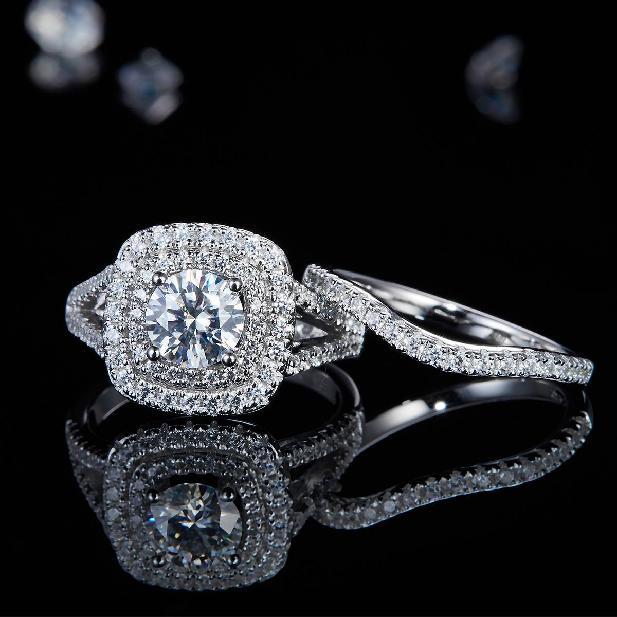 Deluxe Square Bag Women's Ring S925 Silver Plated Platinum Primary and Secondary Set Ring Stacked Women's Ring Customized Main Stone Moissanite  1.0ct/Secondary Stone High Carbon Diamond