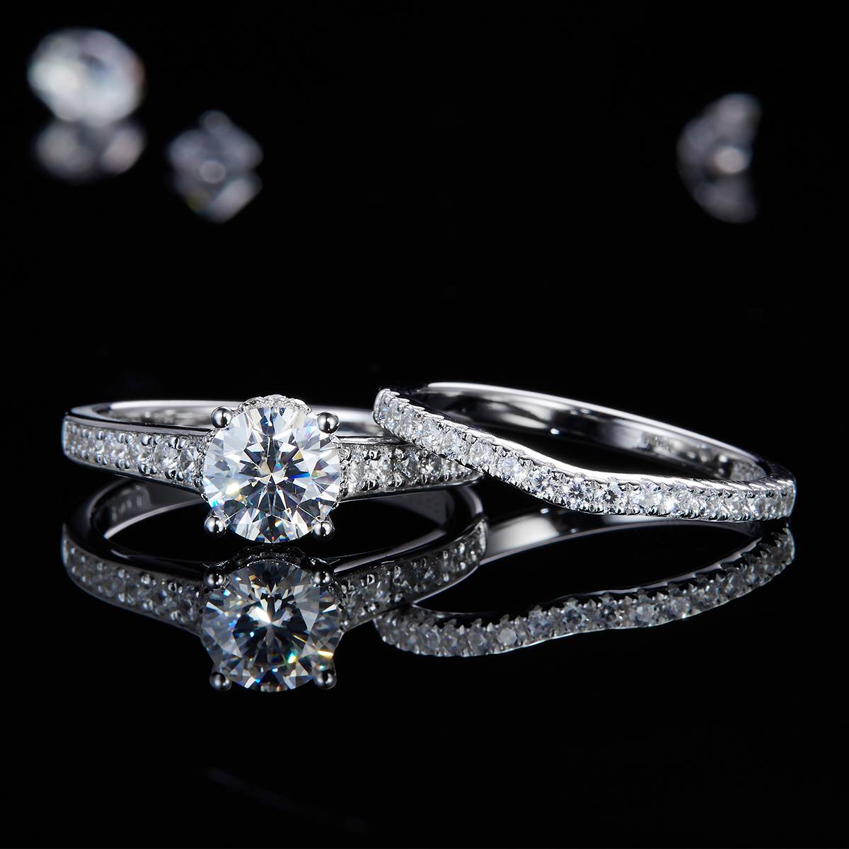 Four Claw Women's Ring S925 Silver Plated Platinum Primary and Secondary Set Ring Stacked Women's Ring Customized Main Stone Moissanite  1.0ct/Secondary Stone High Carbon Diamond