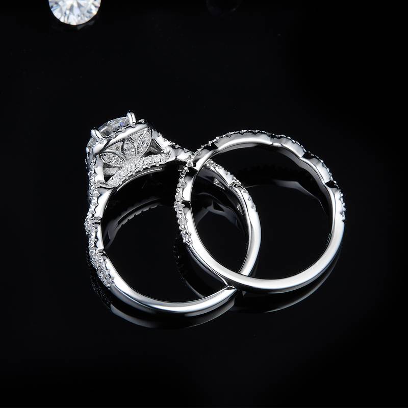 Interlocking Square Bag Women's Ring S925 Silver Plated Platinum Primary and Secondary Set Rings Stacked Women's Ring Customized Main Stone Moissanite Diamond 1.0ct/Secondary Stone High Carbon Diamond