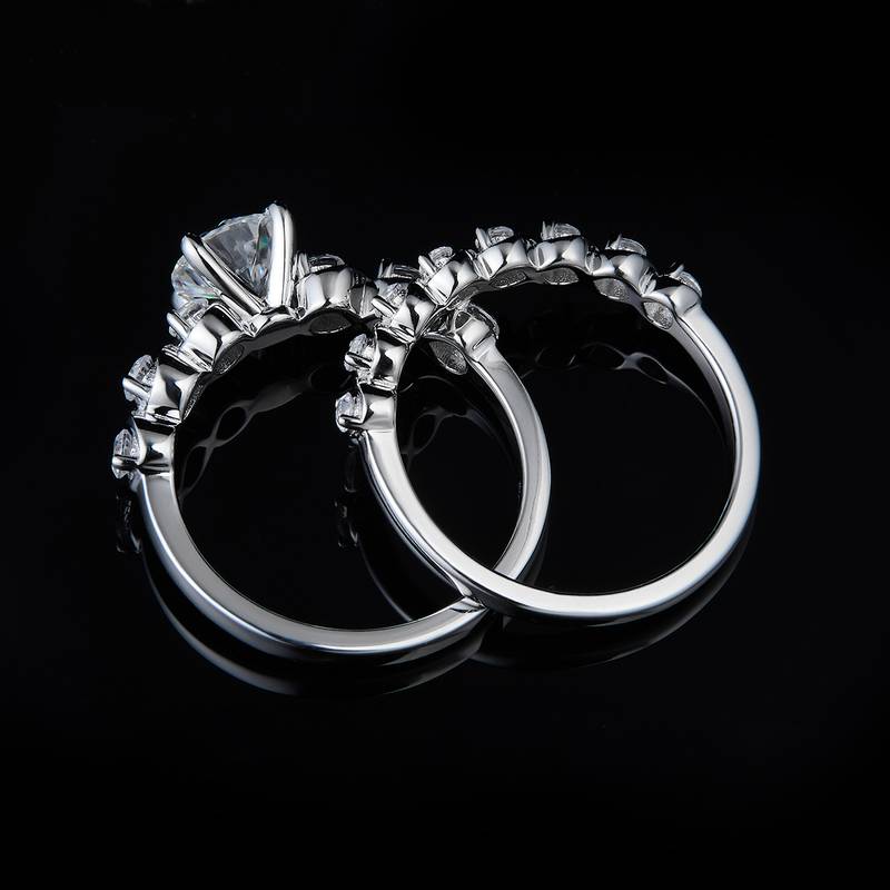 Four Claw Women's Ring S925 Silver Plated Platinum Primary and Secondary Set, Stacked Women's Ring, Customized Main Stone Moissanite Diamond 1.0ct/Secondary Stone High Carbon Diamond