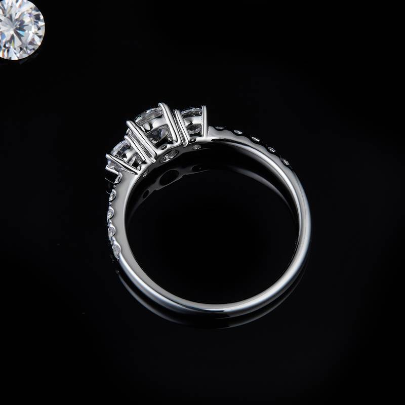 Straight arm micro inlaid three stone women's ring S925 silver plated platinum customized main stone moissanite diamond 0.5ct/secondary stone high carbon diamond