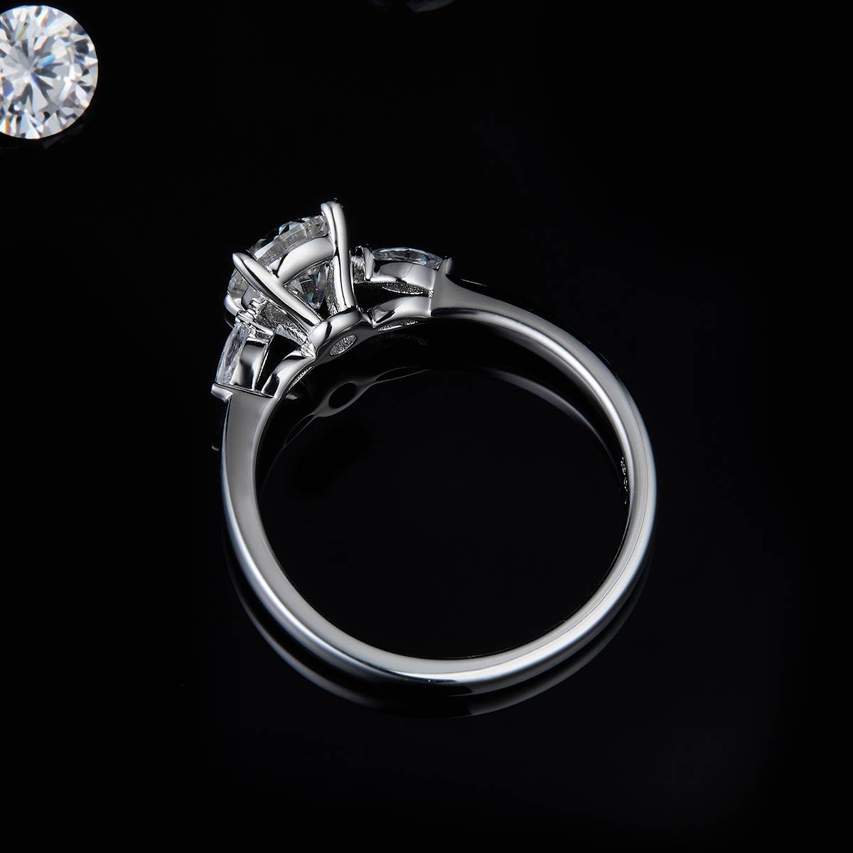 Three Stone Women's Ring S925 Silver Plated Platinum Customized Main Stone Moissanite Diamond 1.0ct/Secondary Stone High Carbon Diamond