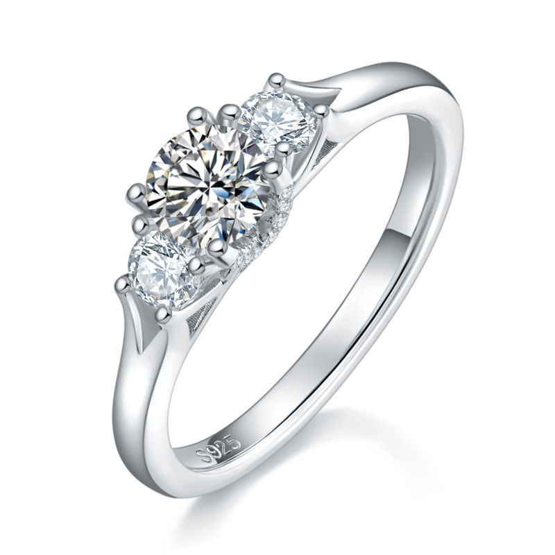 三石四爪女戒S925银镀白金定制主石莫桑钻0.5ct/副石高碳钻