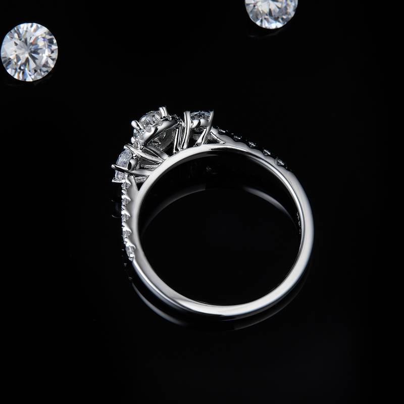 Egg shaped three stone round wrapped women's ring S925 silver plated platinum customized main stone moissanite diamond 0.5ct/secondary stone high carbon diamond
