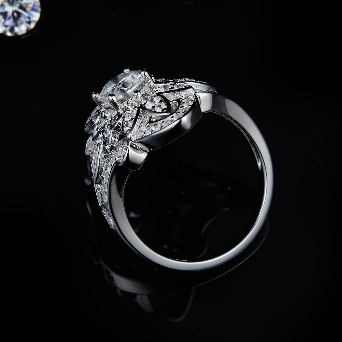 Exaggerated Personalized Flower Women's Ring S925 Silver Plated Platinum Customized Selection Main Stone Moissanite Diamond 1.5ct/Secondary Stone High Carbon Diamond
