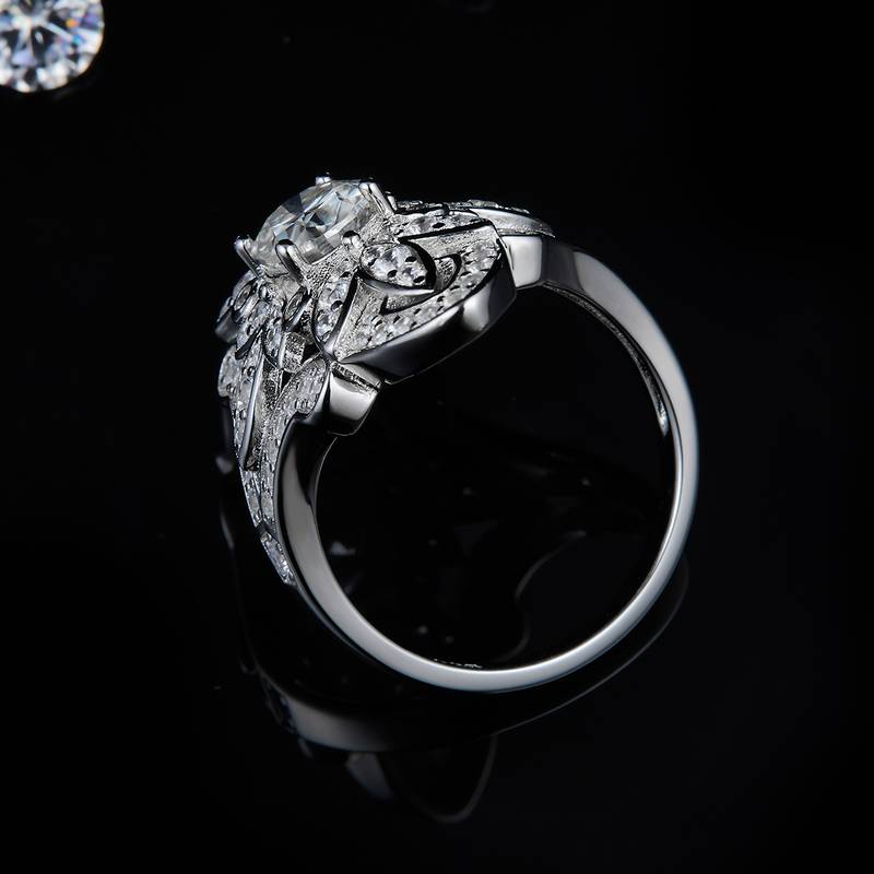 Exaggerated Personalized Flower Women's Ring S925 Silver Plated Platinum Customized Selection Main Stone Moissanite Diamond 1.5ct/Secondary Stone High Carbon Diamond