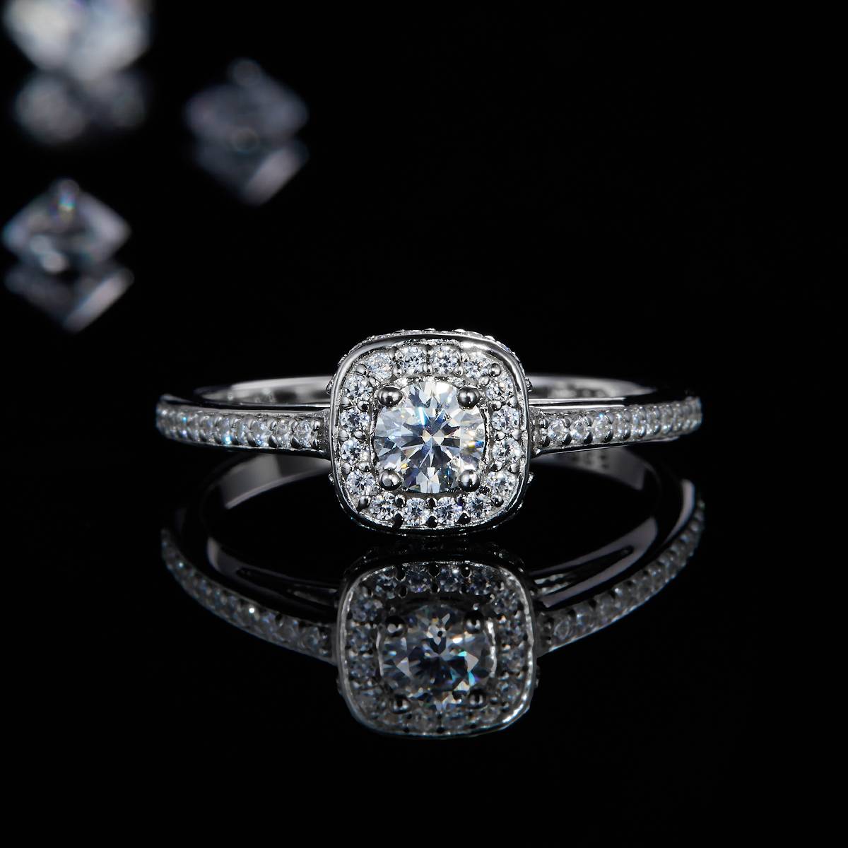 Single Head Women's Ring S925 Silver Plated Platinum Women's Ring Customized Selection Main Stone Moissanite Diamond 0.3ct/Secondary Stone High Carbon Diamond