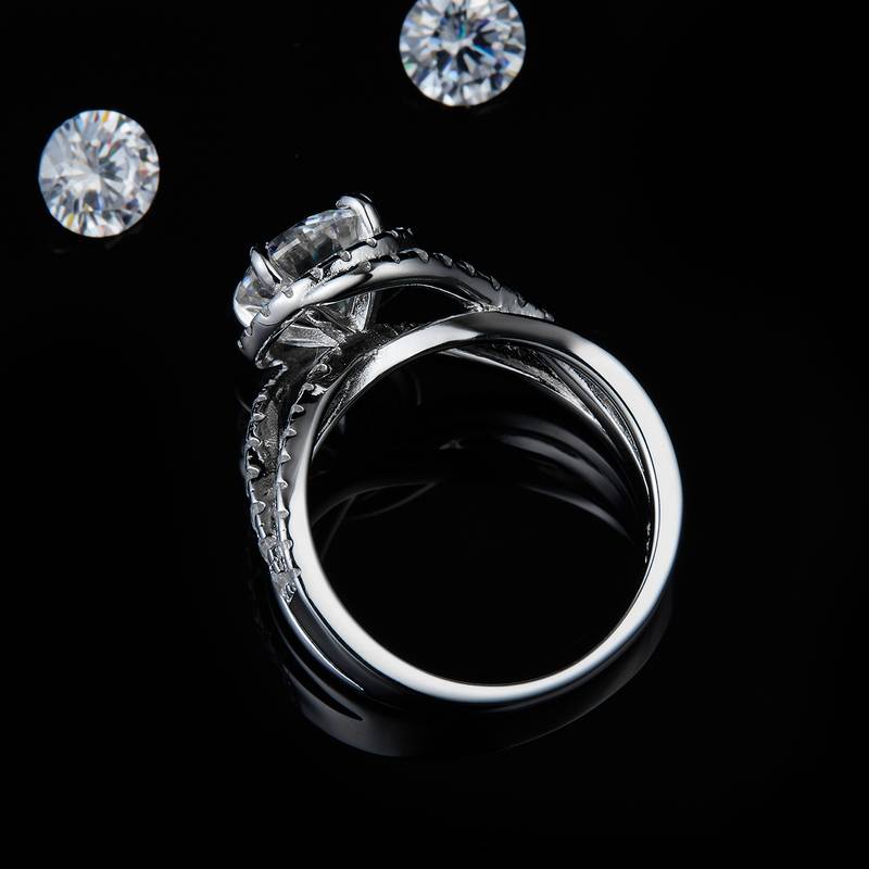 Single Head Women's Ring S925 Silver Plated Platinum Women's Ring Customized Selection Main Stone Moissanite Diamond 2.0ct/Secondary Stone High Carbon Diamond