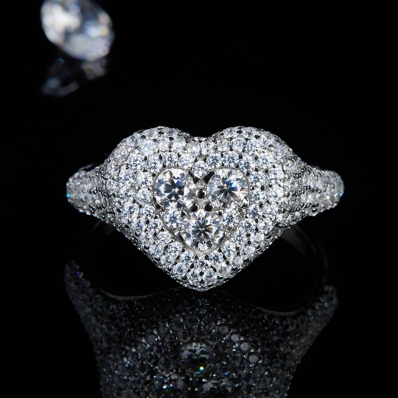 满钻豪华心形女戒S925银镀白金定制选款主石莫桑钻1.1ct/副石高碳钻