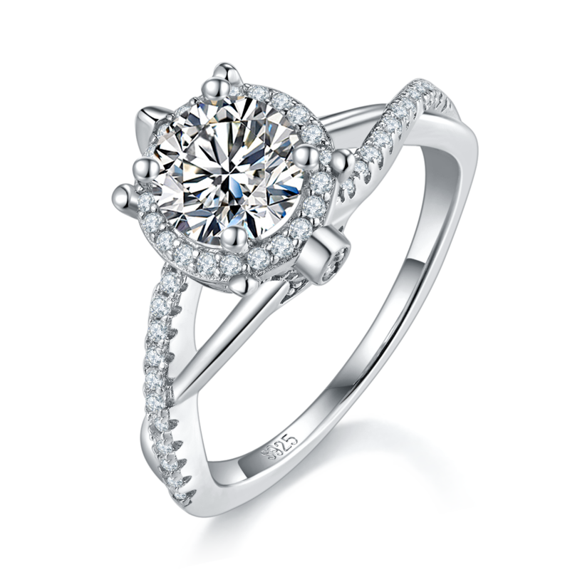 扭臂S925银镀白金女戒定制选款主石莫桑钻1.0ct/副石高碳钻