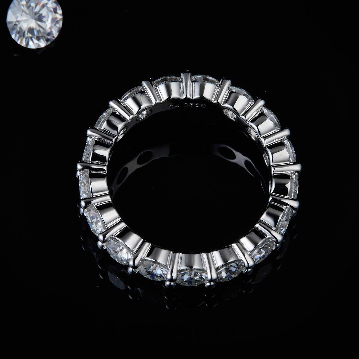 4.0mm排戒S925银镀白金女戒定制选款副石莫桑钻5.1ct