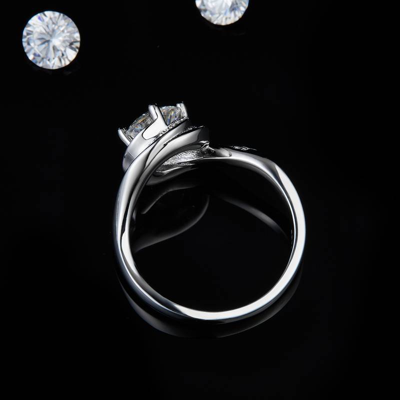 Twisted arm flower bud S925 silver plated platinum women's ring custom selection main stone moissanite 1.0ct/secondary stone high carbon diamond