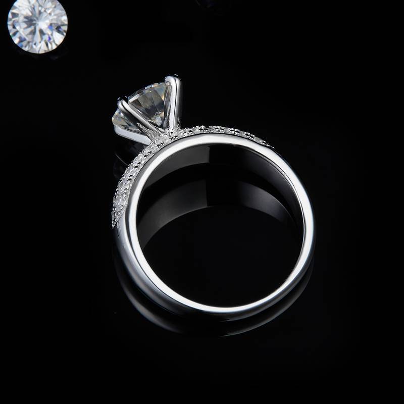 四爪女戒S925银镀白金定制选款主石莫桑钻2.0ct/副石高碳钻