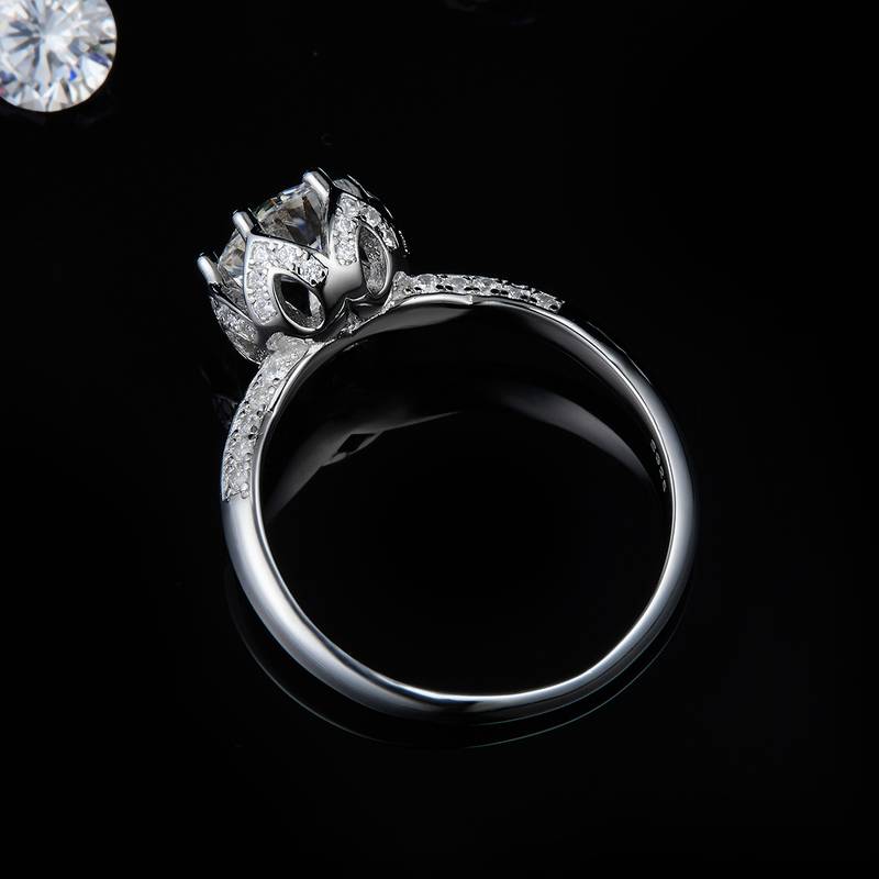 Single Head Women's Ring S925 Silver Plated Platinum Customized Selection Main Stone Moissanite Diamond 1.0ct/Secondary Stone High Carbon Diamond