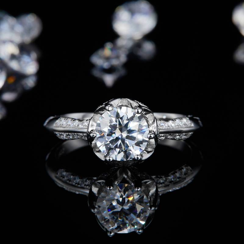 Single Head Women's Ring S925 Silver Plated Platinum Customized Selection Main Stone Moissanite Diamond 1.0ct/Secondary Stone High Carbon Diamond