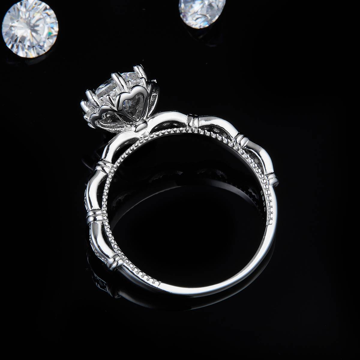 Single Head Women's Ring S925 Silver Plated Platinum Customized Selection Main Stone Moissanite Diamond 1.0ct/Secondary Stone High Carbon Diamond