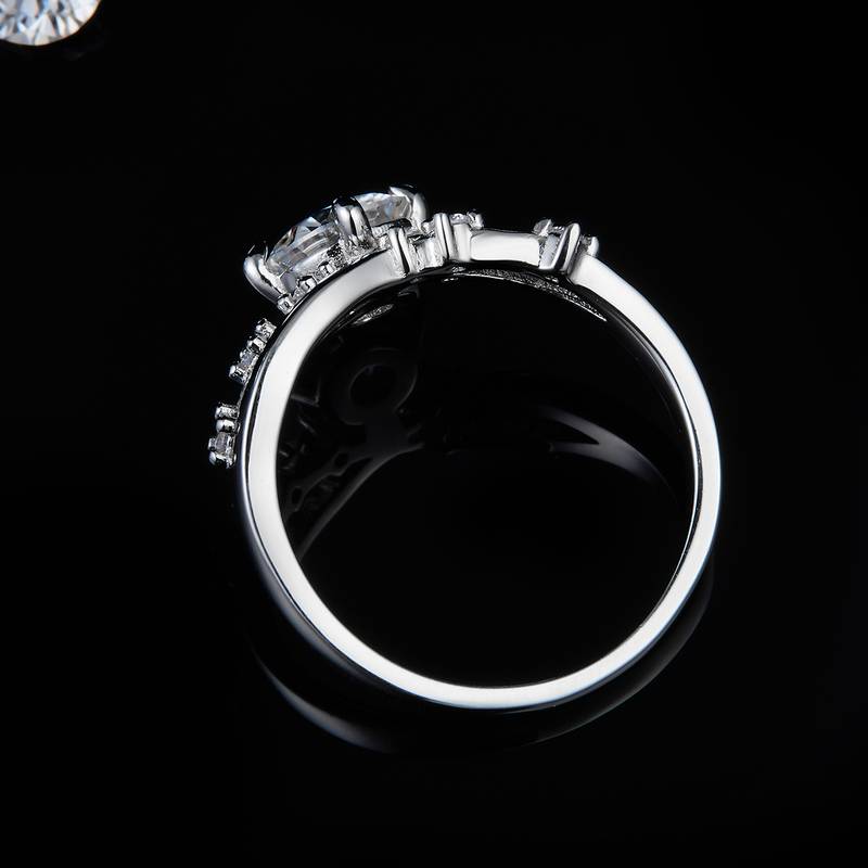 Single Head Women's Ring S925 Silver Plated Platinum Customized Selection Main Stone Moissanite Diamond 1.0ct/Secondary Stone High Carbon Diamond