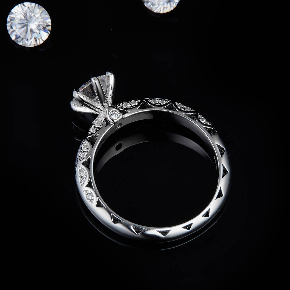 六爪女戒S925银镀白金定制选款主石莫桑钻1.0ct/副石高碳钻