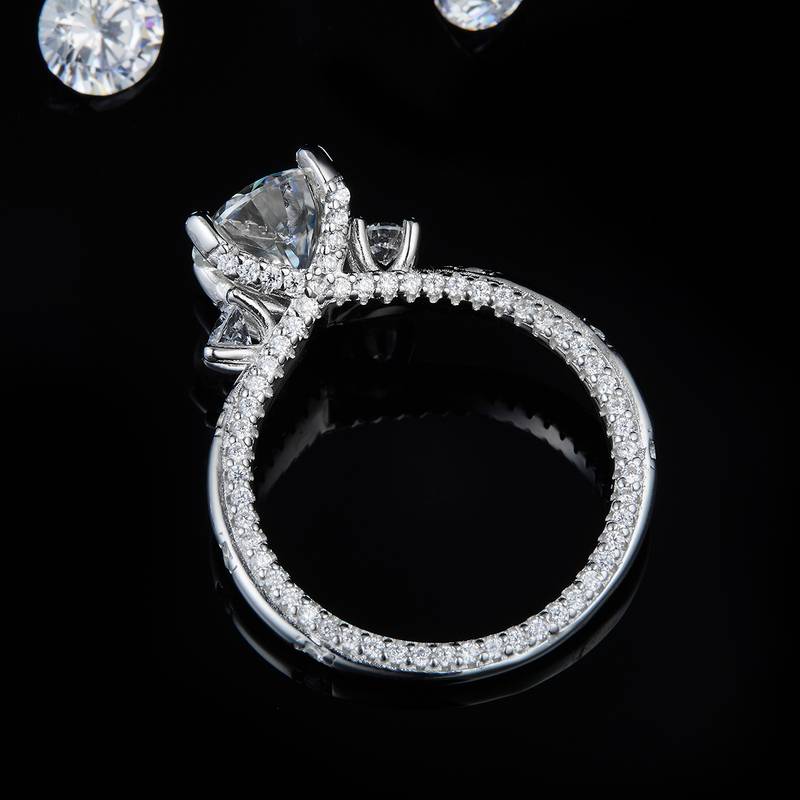 单头女戒S925银镀白金定制选款主石莫桑钻2.0ct/副石高碳钻
