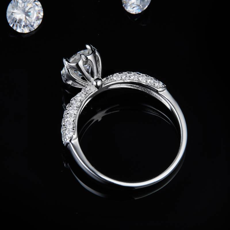 单头Women's RingS925银镀白金定制选款主石Moissanite1.0ct/副石高碳钻