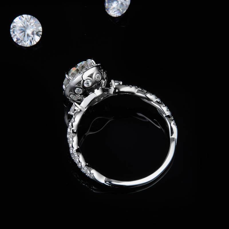 蛋形圆包女戒S925银镀白金定制选款主石莫桑钻2.0ct/副石高碳钻