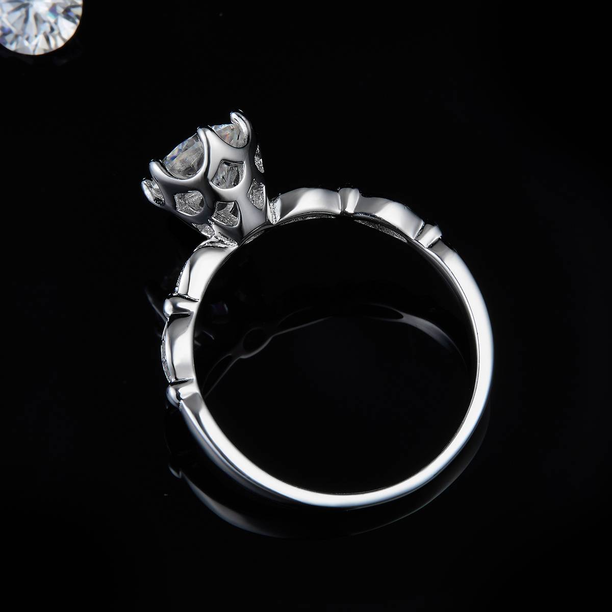 Single Head Women's Ring S925 Silver Plated Platinum Customized Selection Main Stone Moissanite Diamond 1.0ct/Secondary Stone High Carbon Diamond