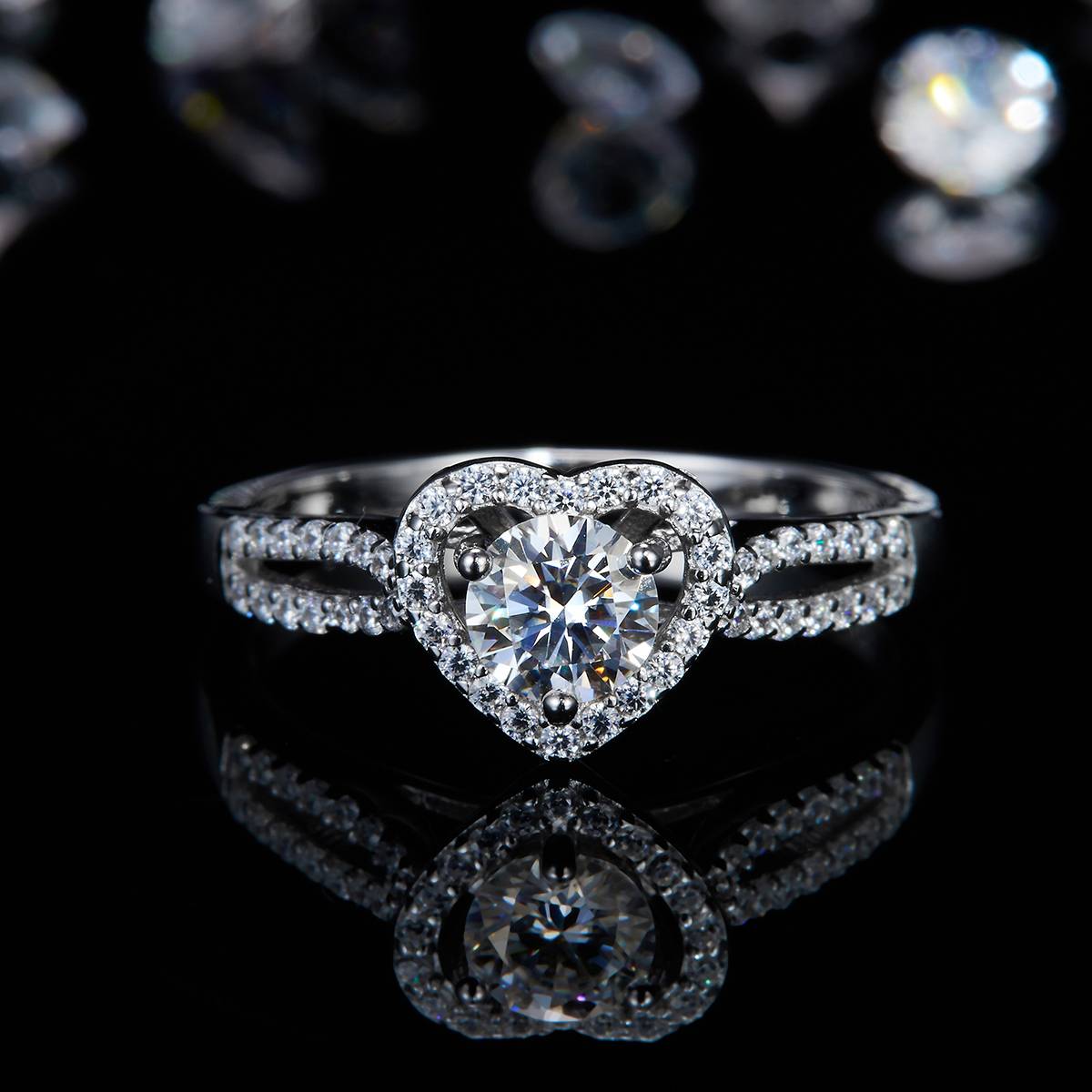 Dedicated Women's Ring S925 Silver Plated Platinum Customized Selection Main Stone Moissanite Diamond 0.5ct/Secondary Stone High Carbon Diamond