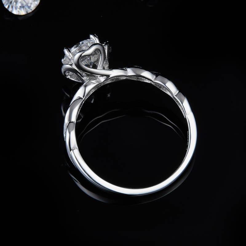 单头女戒S925银镀白金定制选款主石莫桑钻1.0ct/副石高碳钻