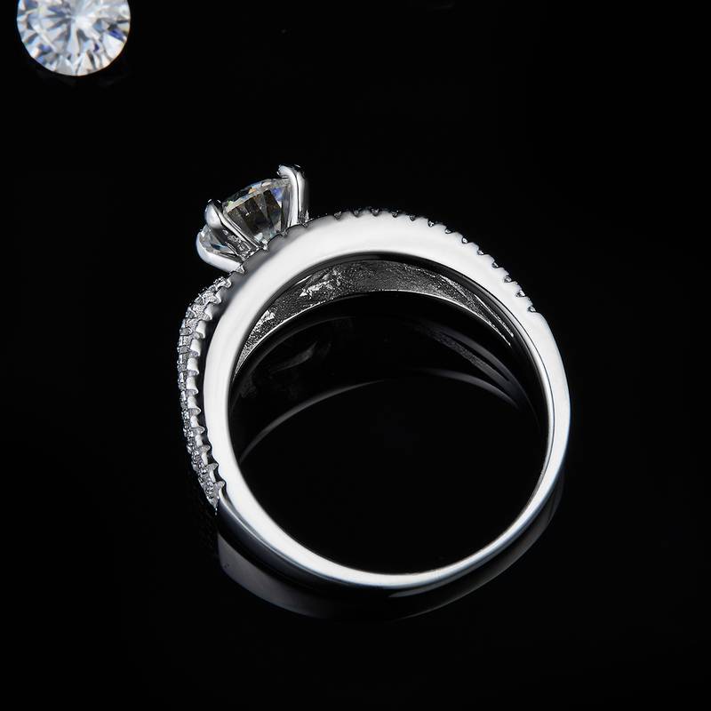三世情缘Women's RingS925银镀白金定制选款主石Moissanite1.0ct/副石高碳钻