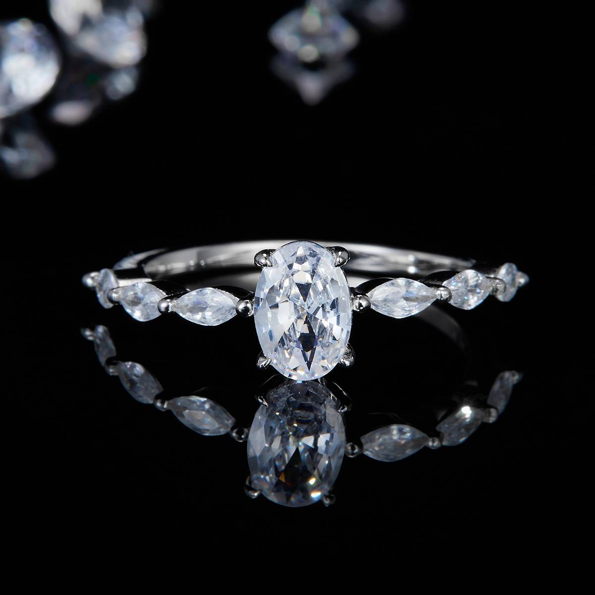 蛋形女戒S925银镀白金定制选款主石莫桑钻1.0ct/副石高碳钻