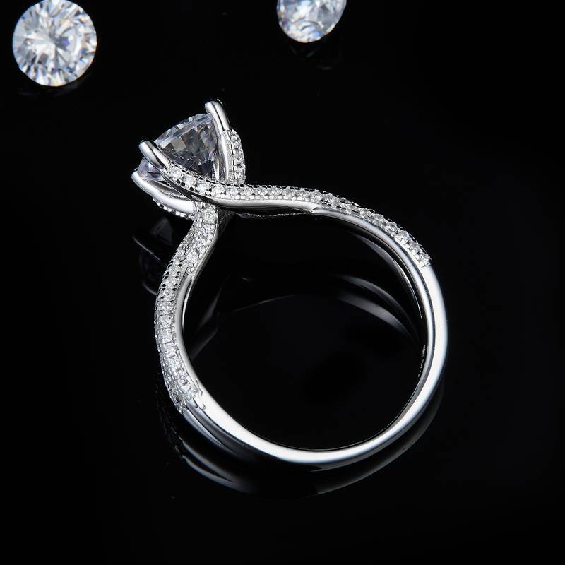 四爪Women's RingS925银镀白金定制选款主石Moissanite1.5ct/副石高碳钻