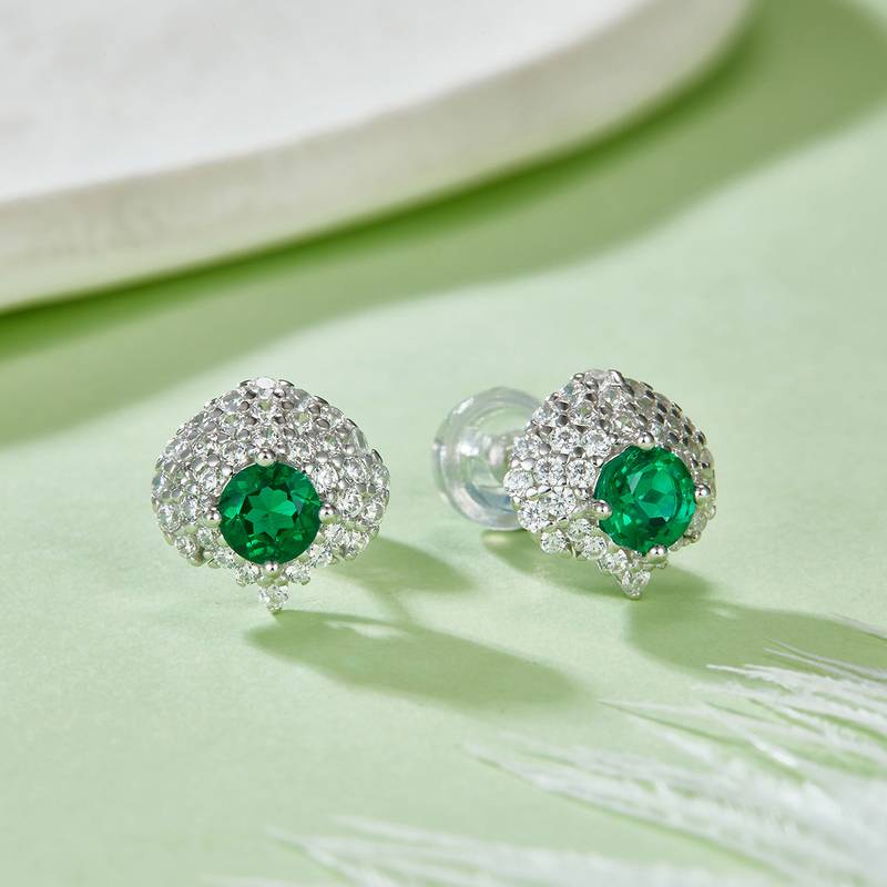 E2020419 圆形培育祖母绿S925银镀白金耳环4.0mm/0.6ct