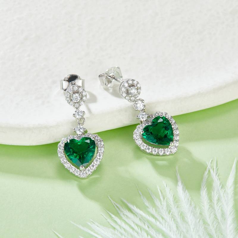 E0036 心形培育祖母绿S925银镀白金耳环主石7.0mm/1.38ct