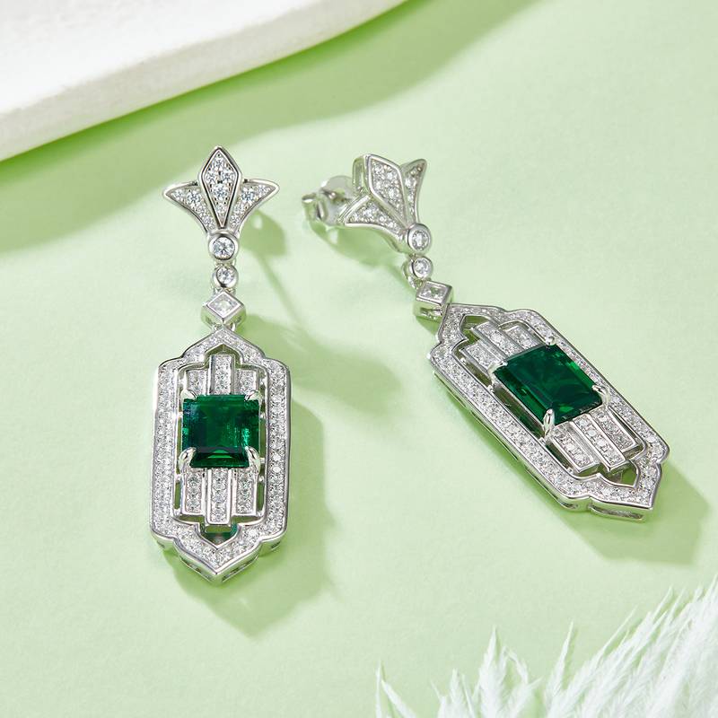 E0825 长方培育祖母绿S925银镀白金耳环主石9*7mmmm/3.65ct