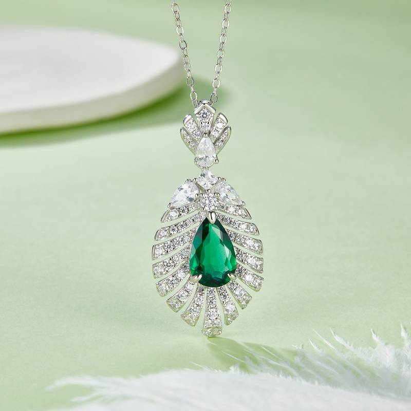 P0830 梨形培育彩宝S925银镀白金Necklace主石11*7mmmm/2.75ct