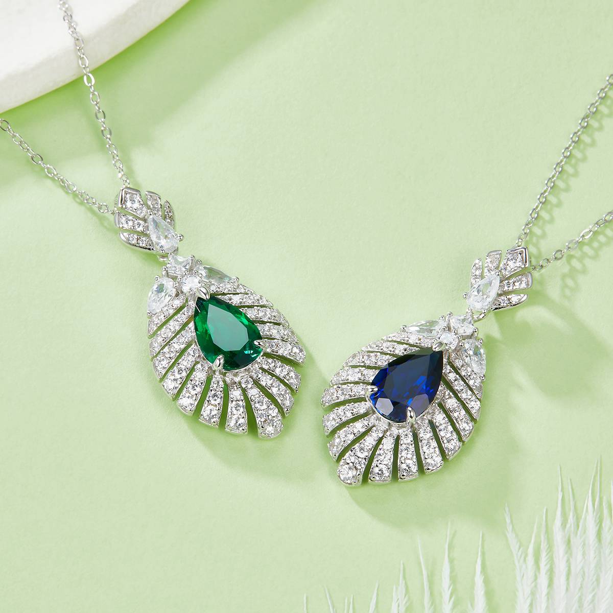 P0830 梨形培育彩宝S925银镀白金Necklace主石11*7mmmm/2.75ct