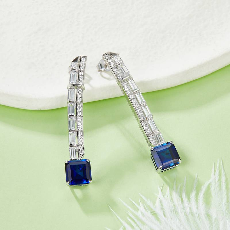 E0758 公主方培育彩宝S925银镀白金耳环主石8*8mmmm/6.47ct