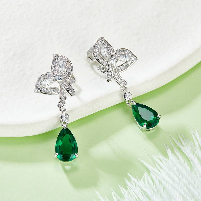 E0808 梨形培育祖母绿S925银耳环主石11*7mmmm/3.95ct