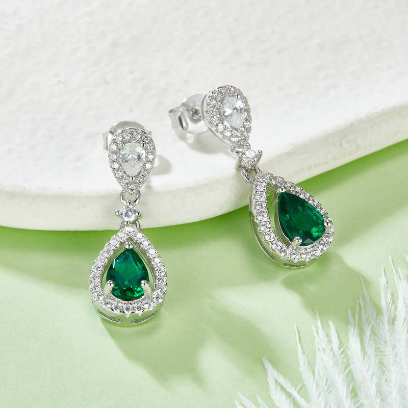 E1634 梨形培育祖母绿S925银镀白金耳环1.6ct