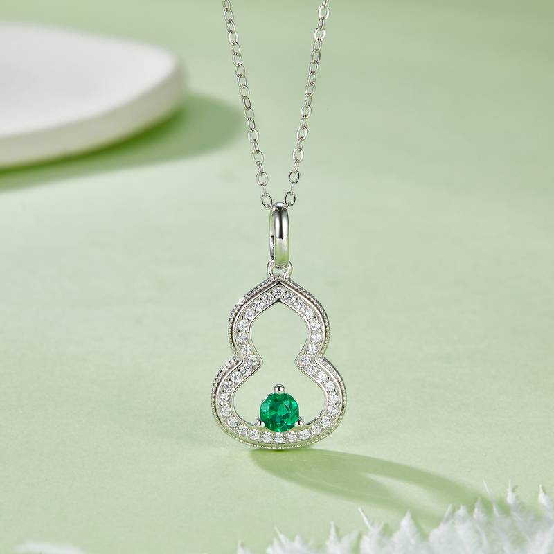 P1644 圆形培育彩宝S925银镀白金Necklace0.3ct