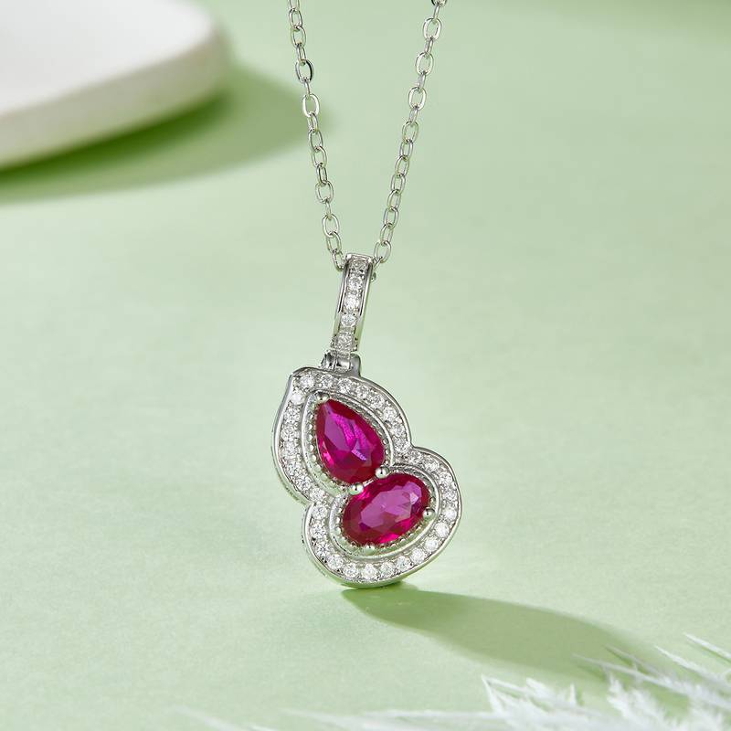 P1651R 葫芦培育红宝石S925银镀白金Necklace1.0ct