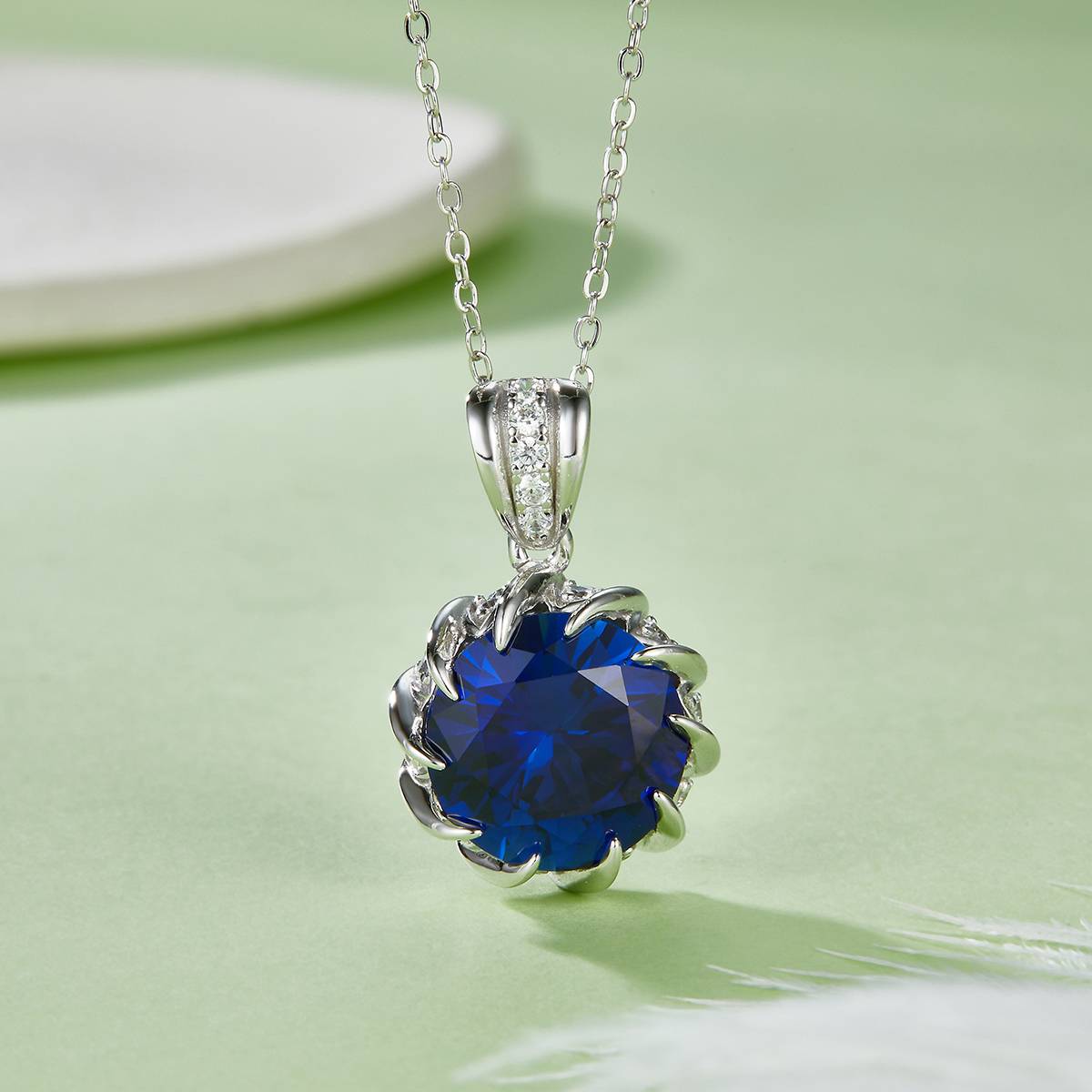 P1447 圆形培育彩宝S925银镀白金Necklace8.0ct