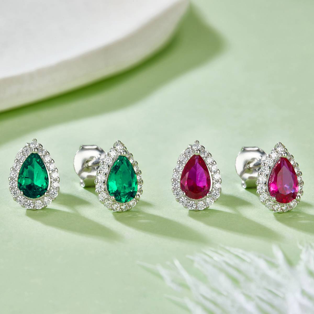 E1617 梨形培育彩宝S925银镀白金耳环1.0ct