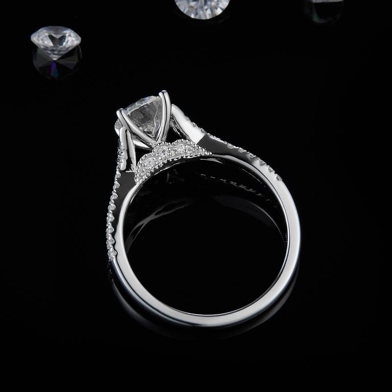 Four Claw Women's Ring S925 Silver Plated Platinum Customized Selection Main Stone Moissanite Diamond 1.0ct/Secondary Stone High Carbon Diamond