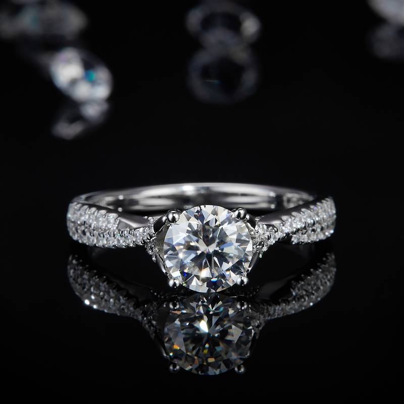 Four Claw Women's Ring S925 Silver Plated Platinum Customized Selection Main Stone Moissanite Diamond 1.0ct/Secondary Stone High Carbon Diamond