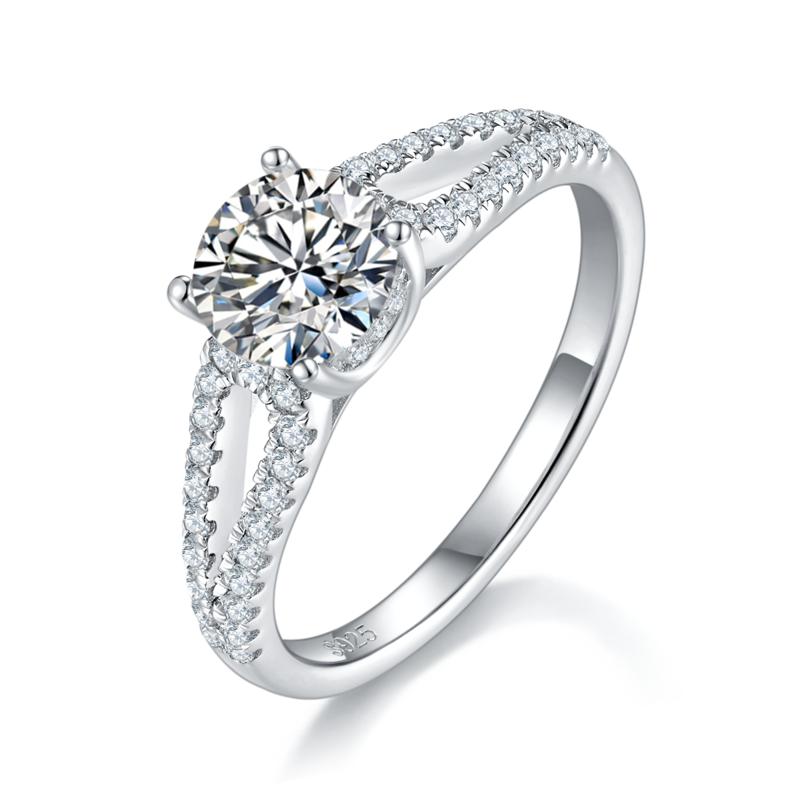 四爪圆钻水滴女戒S925银镀白金定制选款主石莫桑钻1.0ct/副石高碳钻
