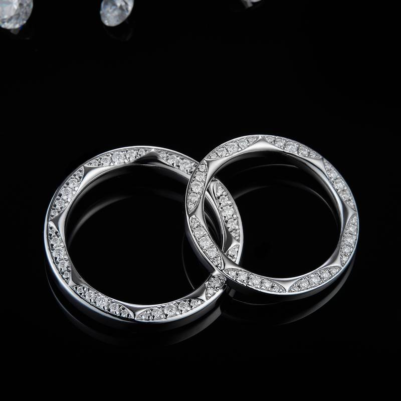 S925 Silver Plated Platinum Couple's Ring Customized Selection with Sub Stone Moissanite Diamond 1.32ct
