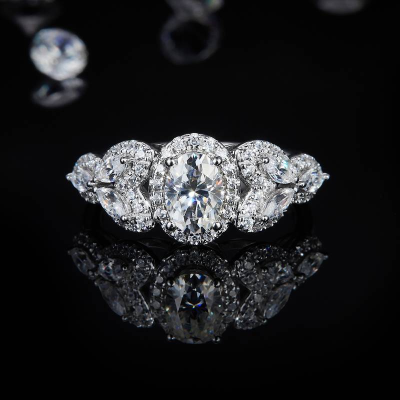 Love Light Luxury Egg shaped Round Bag Women's Ring S925 Silver Plated Platinum Customized Selection Main Stone Moissanite Diamond 1.0ct/Secondary Stone High Carbon Diamond