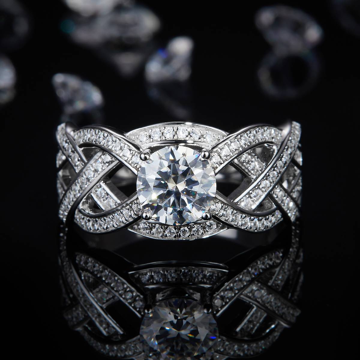 高端镂空交织满钻女戒S925银镀白金定制选款主石莫桑钻1.0ct/副石高碳钻
