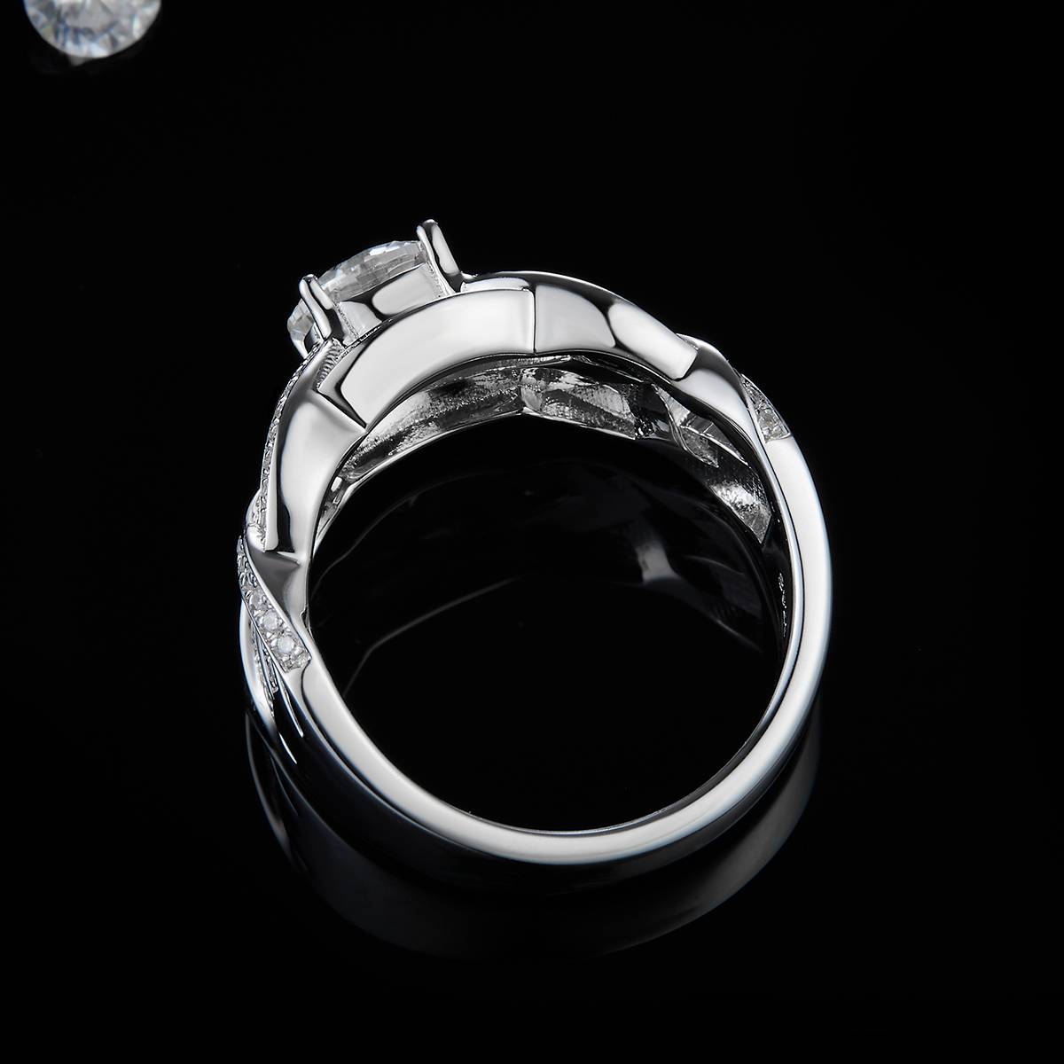 高端镂空交织满钻女戒S925银镀白金定制选款主石莫桑钻1.0ct/副石高碳钻